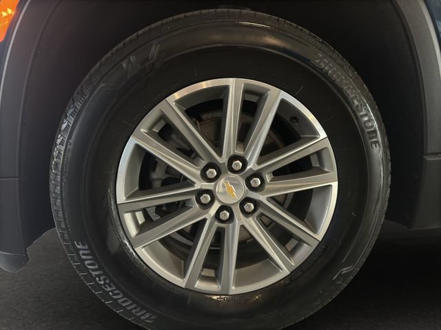 Used 2023 Chevrolet Traverse LT AWD/4WD image 23