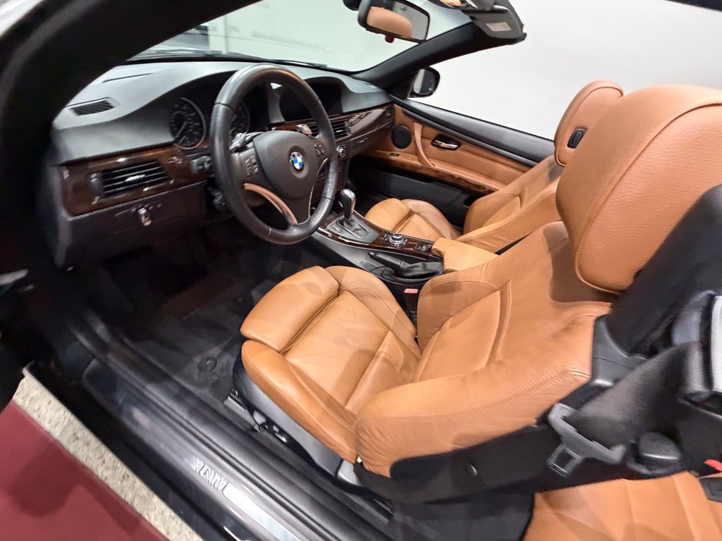 Used 2010 BMW 328i Convertible RWD image 22