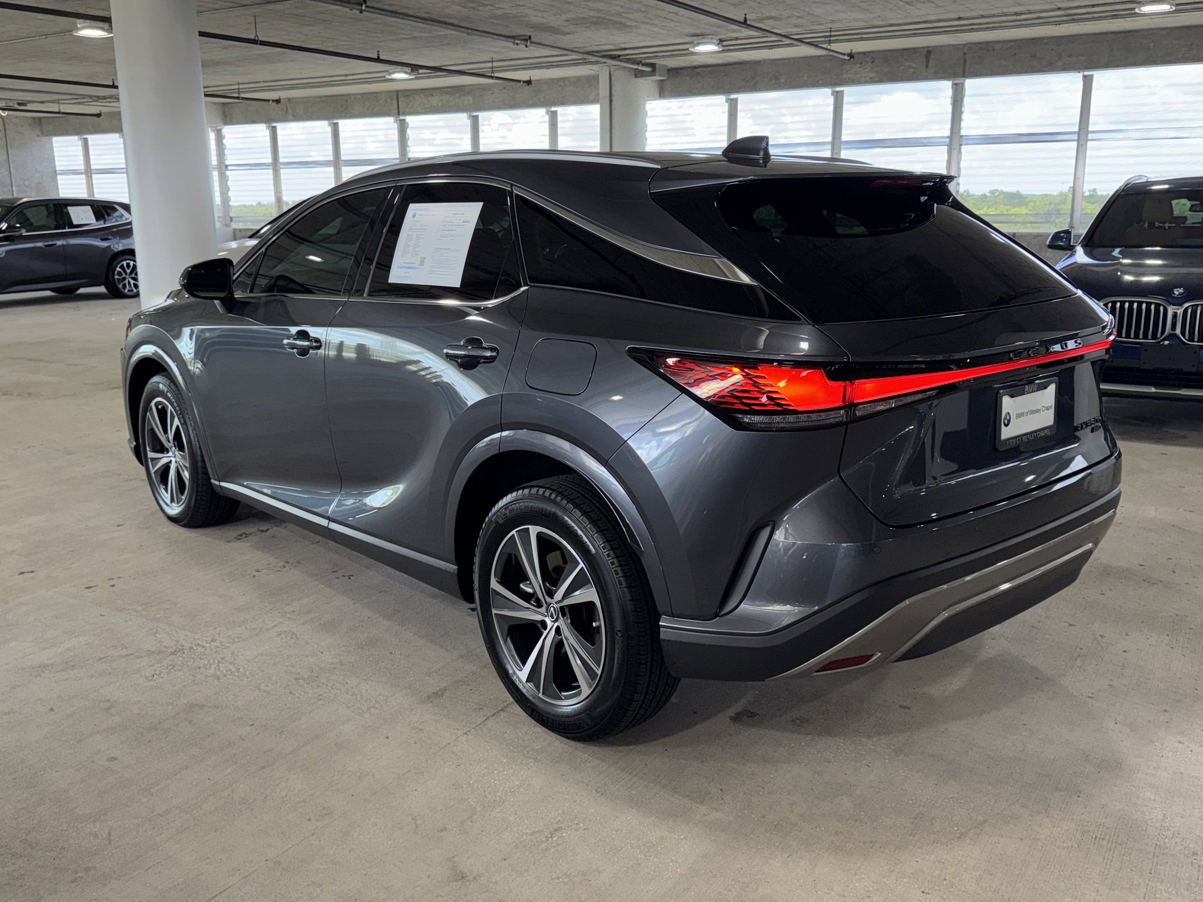 Used 2025 Lexus RX 350h w/ Accessory Package (Z1) AWD/4WD image 6