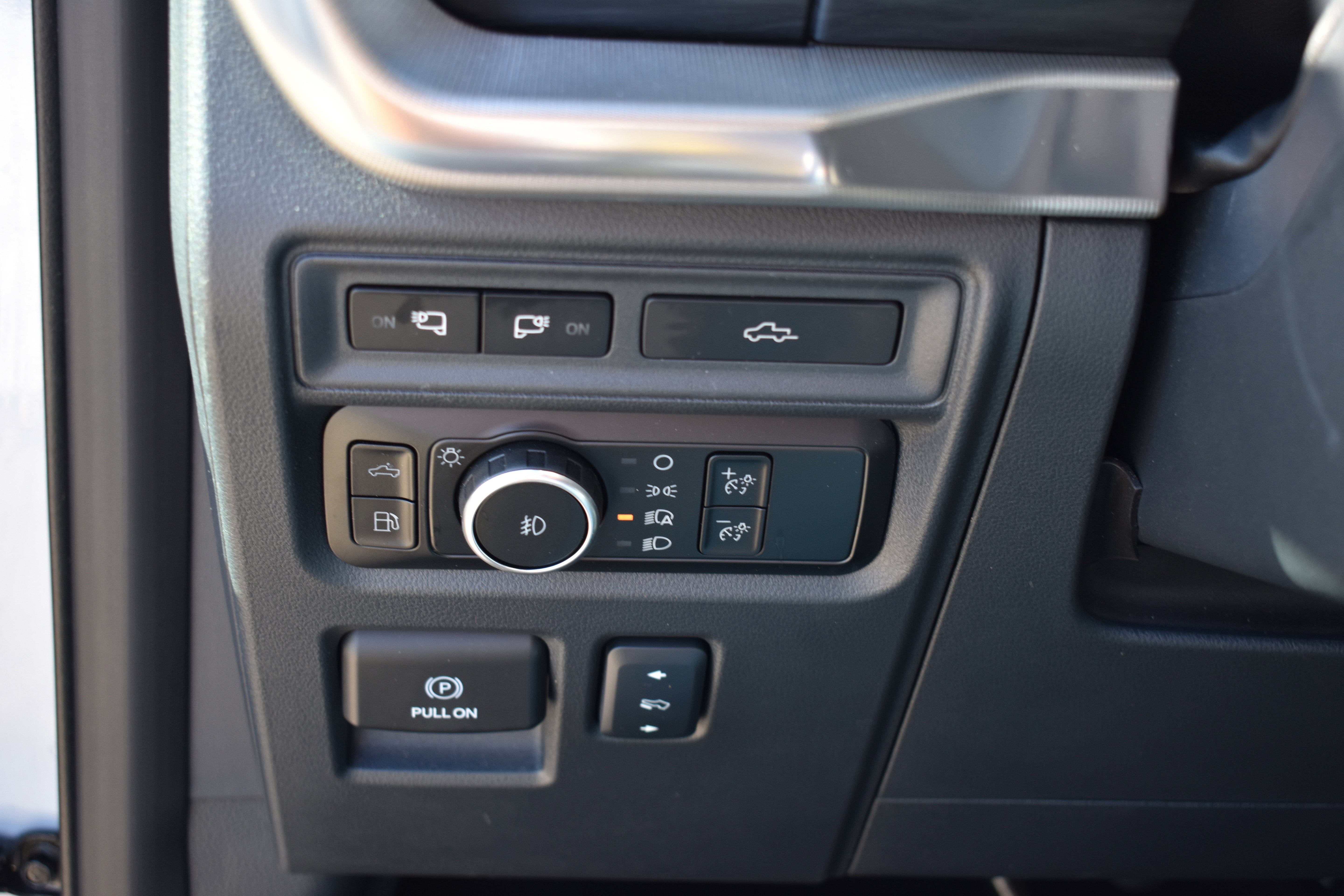 Used 2024 Ford F150 Lariat w/ Bed Utility Package image 16