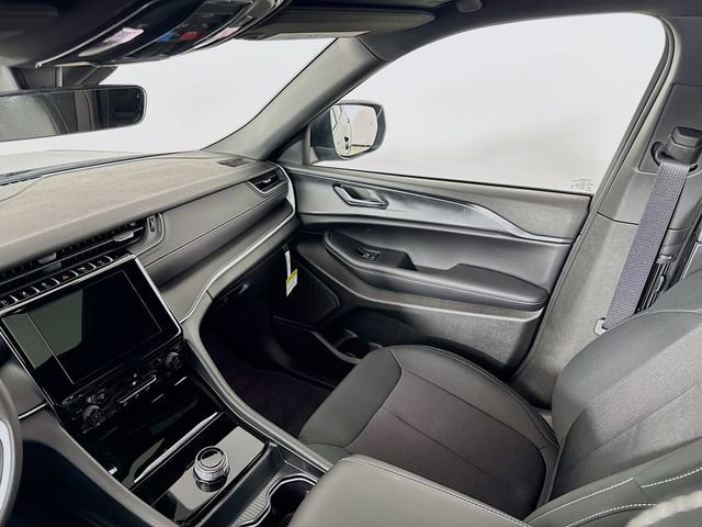 New 2025 Jeep Grand Cherokee L Laredo w/ Luxury Tech Group I image 26