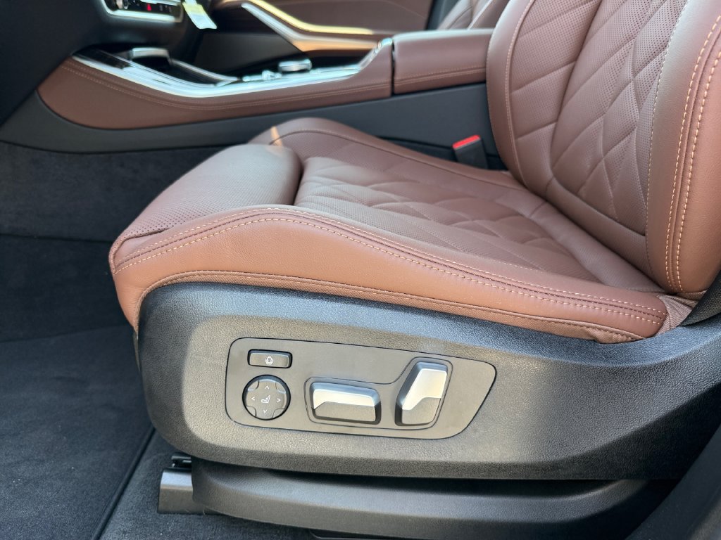 New 2026 BMW X5 xDrive40i AWD/4WD image 22