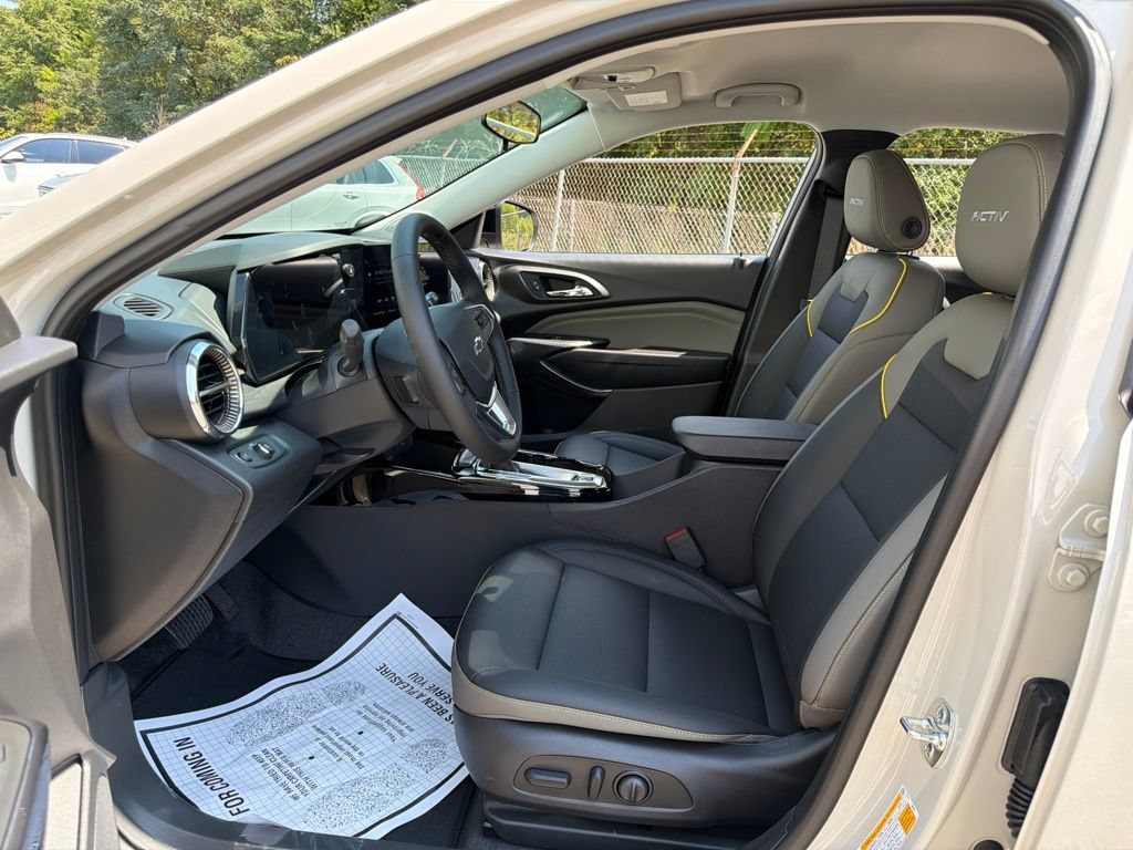 New 2026 Chevrolet Trax ACTIV w/ Driver Confidence Package FWD image 21