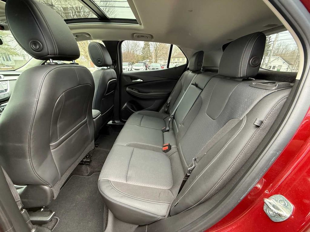 Used 2022 Buick Encore GX Select w/ Experience Buick Package image 21