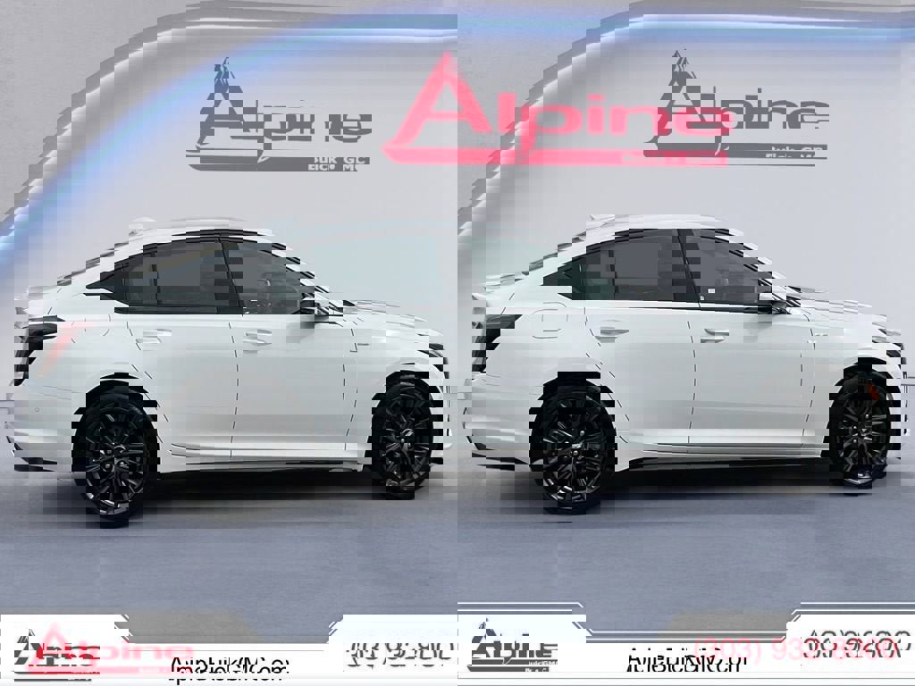 Used 2025 Cadillac CT5 V image 6