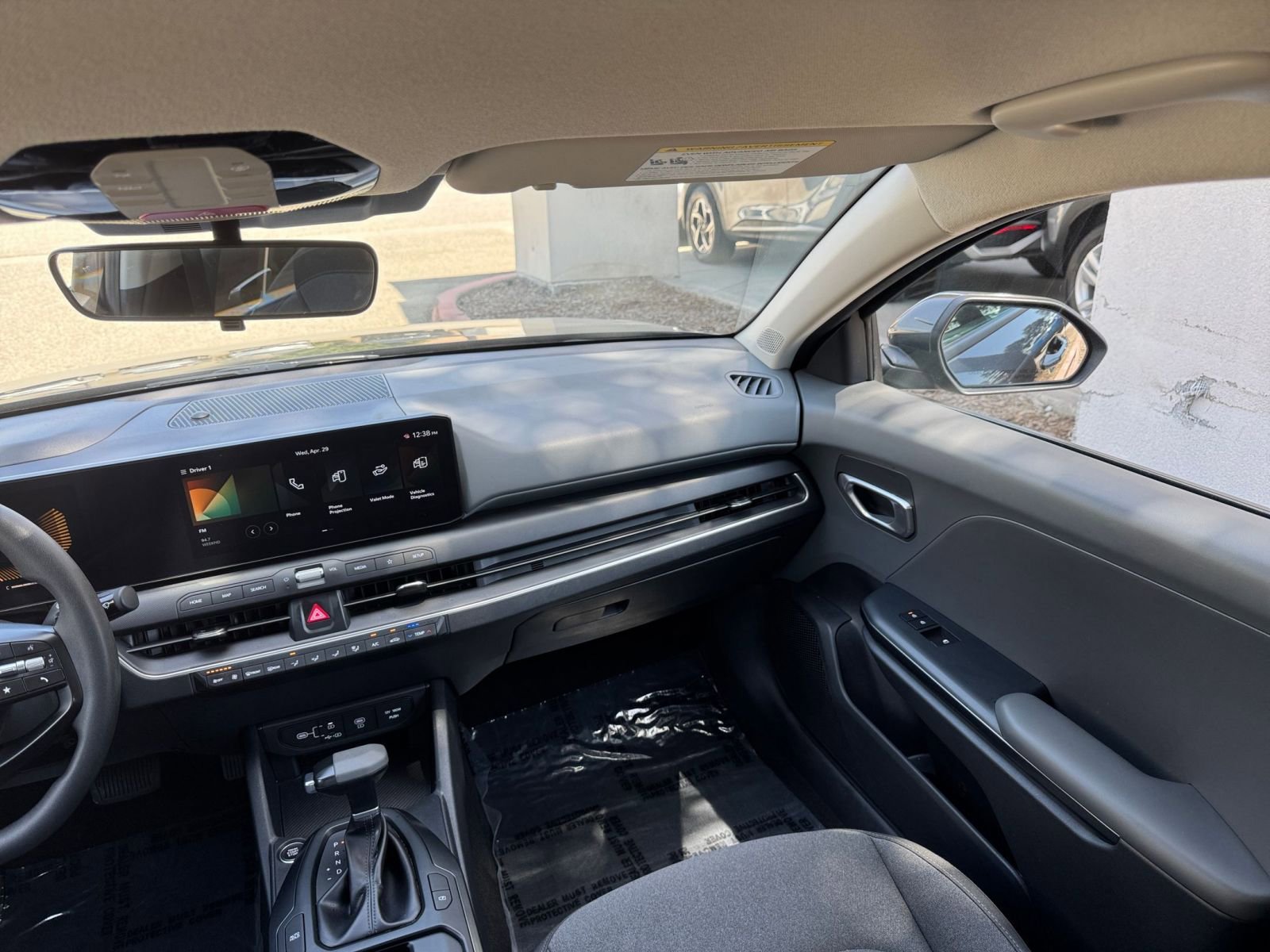 Used 2025 Kia K4 FWD image 35