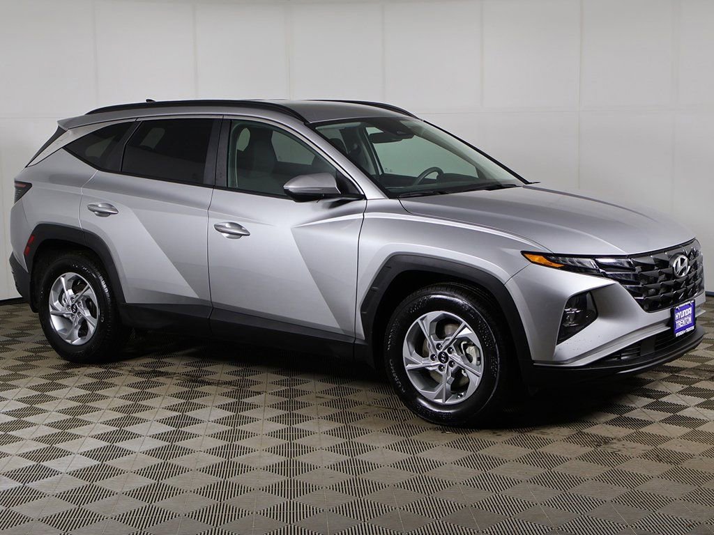 Used 2023 Hyundai Tucson SEL image 2