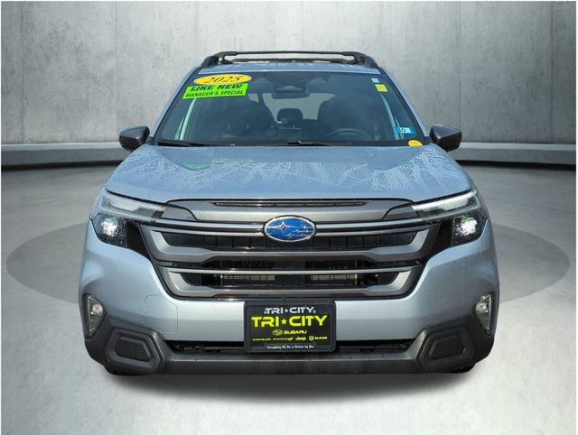 Used 2025 Subaru Forester Limited image 9