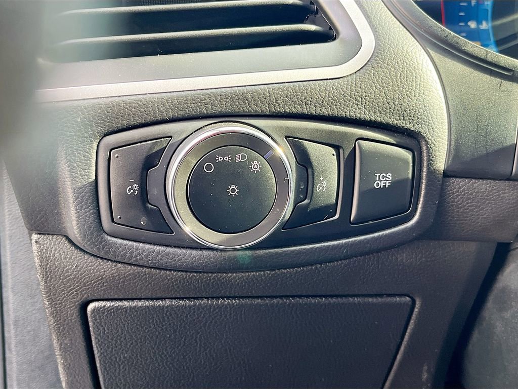 Used 2024 Ford Edge SEL AWD/4WD image 10