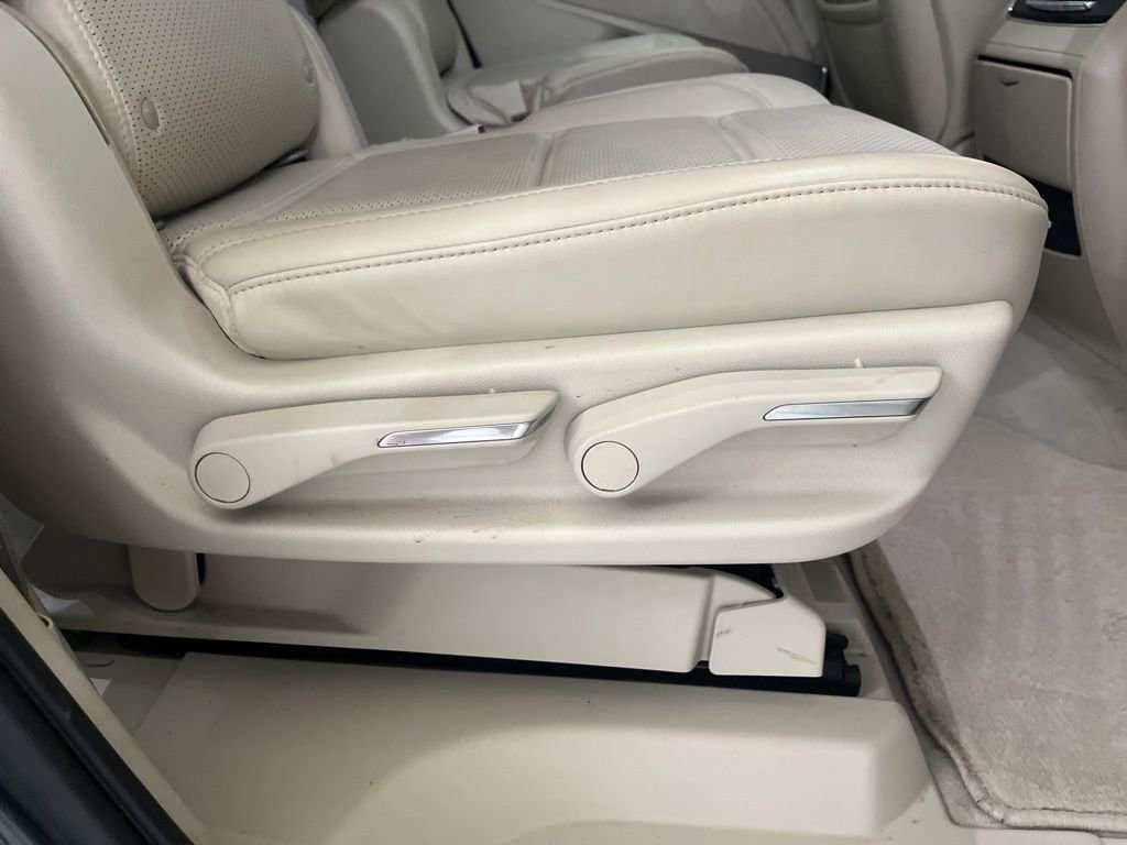 Used 2021 Cadillac Escalade Premium Luxury Platinum AWD/4WD image 61