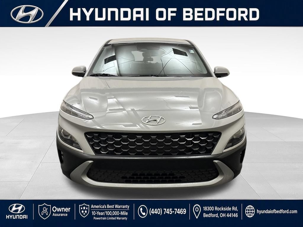 Used 2023 Hyundai Kona SE w/ Cargo Package FWD image 2