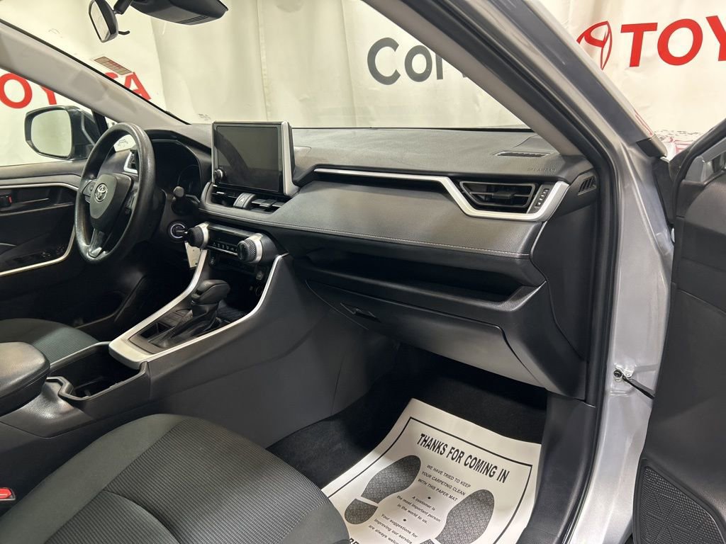 Used 2024 Toyota RAV4 LE image 12