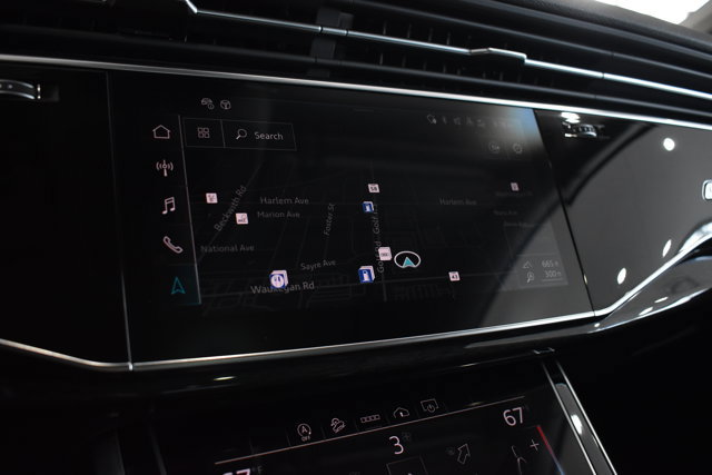 Used 2023 Audi Q7 Premium Plus w/ Premium Plus Package image 21