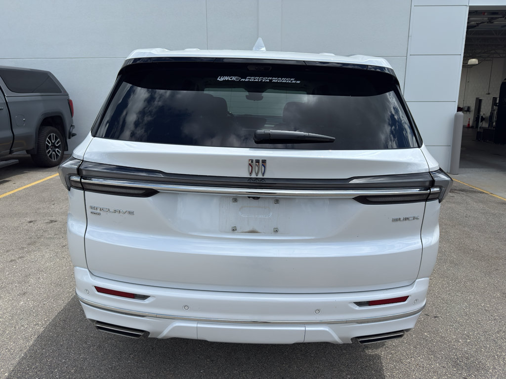Used 2025 Buick Enclave Avenir w/ Super Cruise Package AWD/4WD image 3