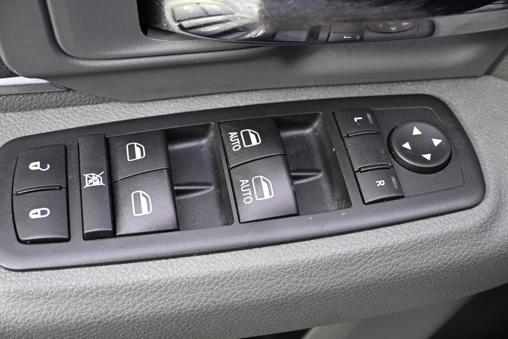 Used 2019 RAM 1500 Warlock w/ Electronics Group AWD/4WD image 22