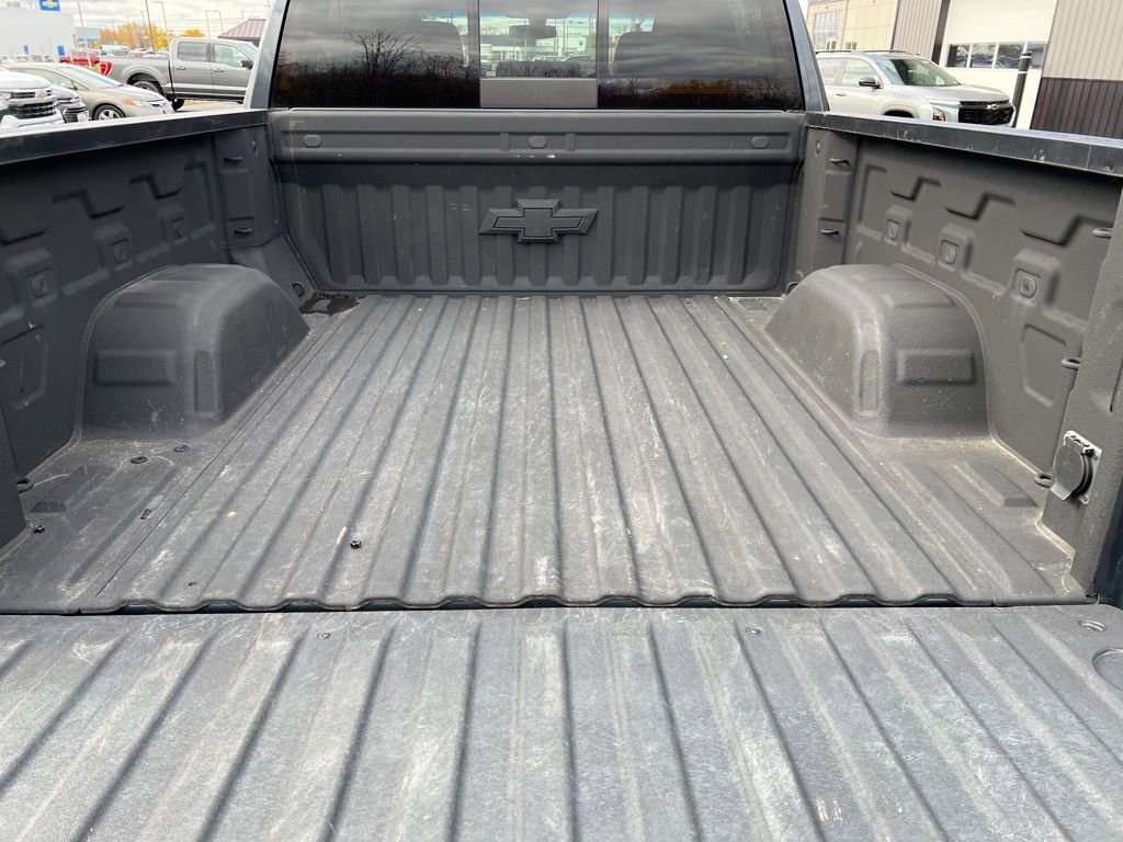 Used 2020 Chevrolet Silverado 1500 LT Trail Boss image 28