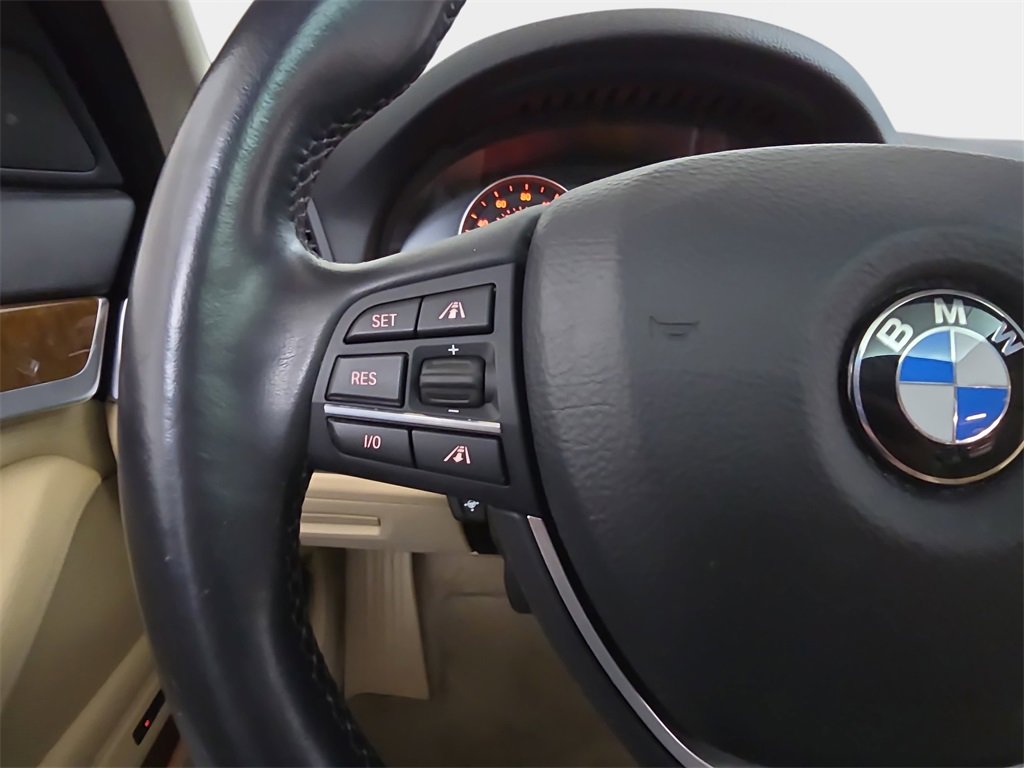 Used 2011 BMW 535i xDrive Sedan image 17