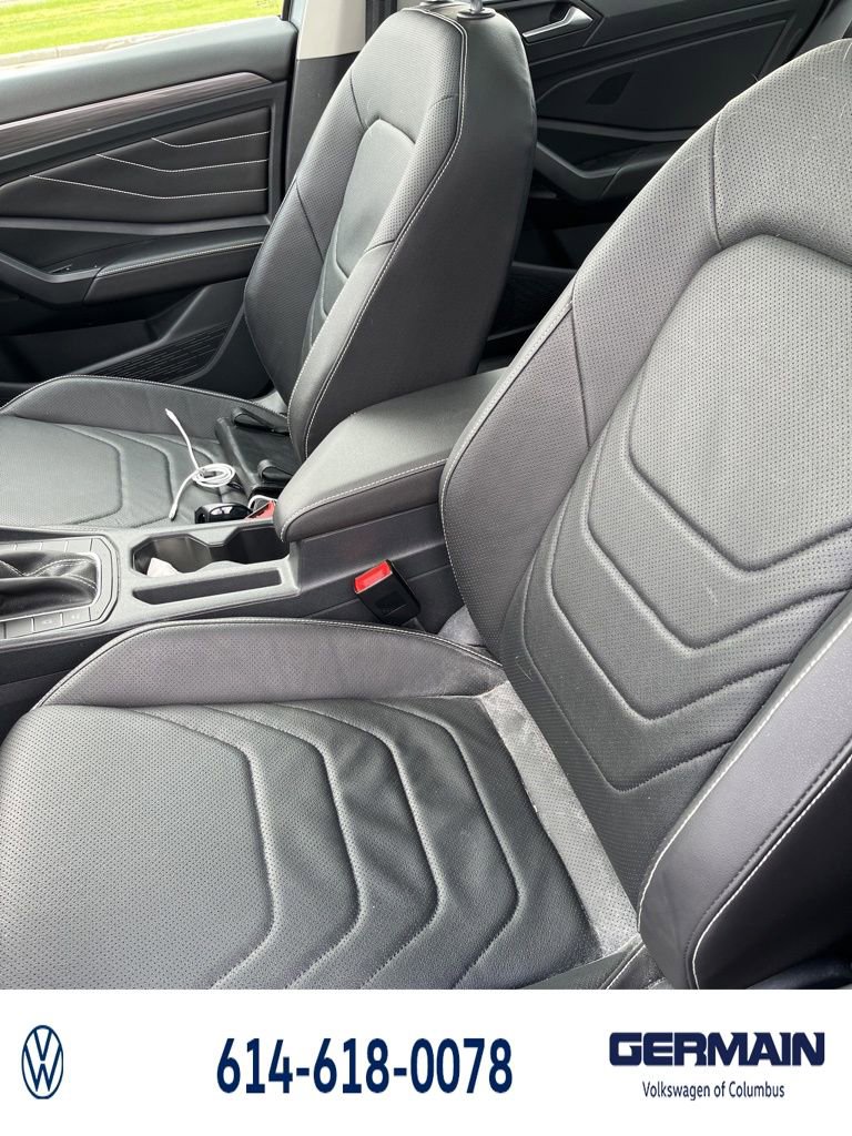 Used 2023 Volkswagen Jetta SEL FWD image 24