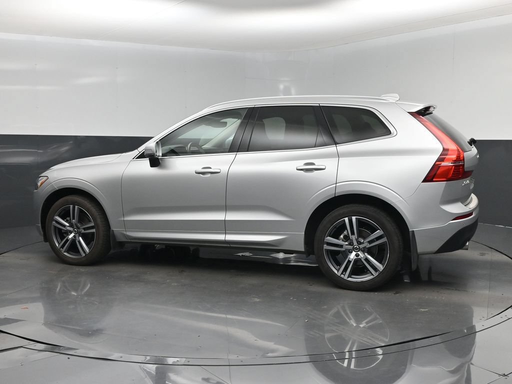 Used 2021 Volvo XC60 T5 Momentum w/ Advanced Package AWD/4WD image 10