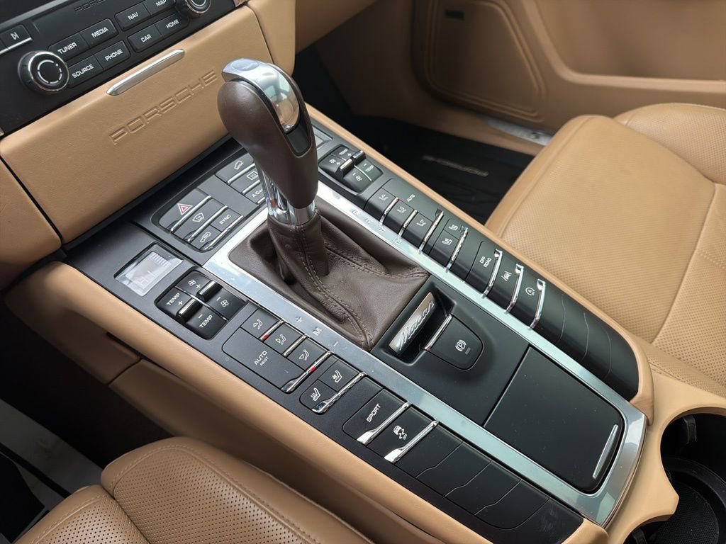 Used 2017 Porsche Macan S image 35