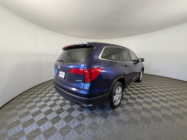 Used 2018 Honda Pilot LX image 3