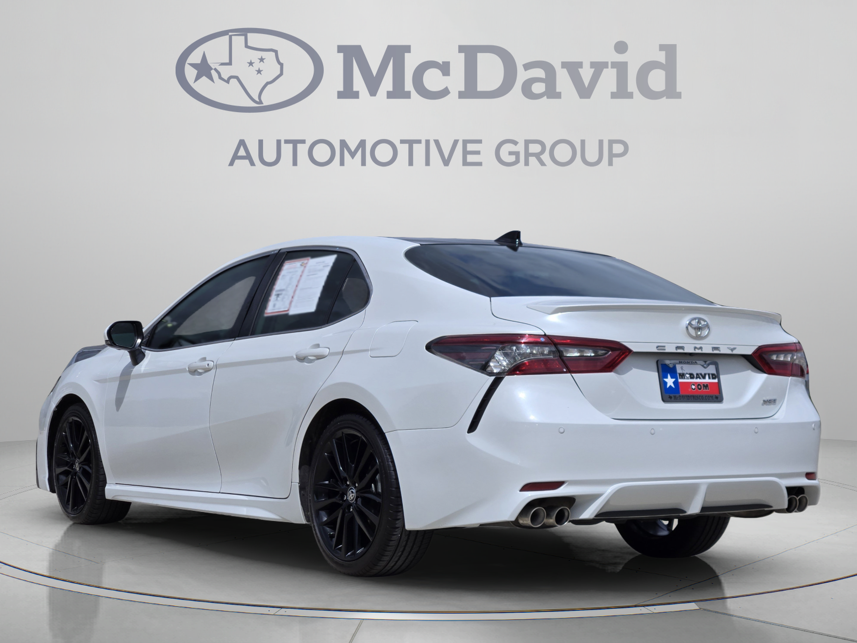 Used 2023 Toyota Camry XSE w/ Navigation Package FWD image 4