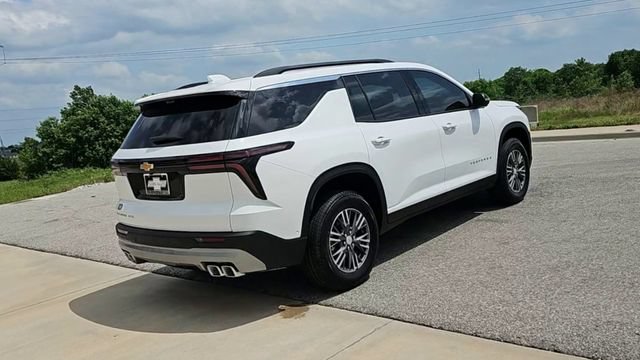 New 2026 Chevrolet Traverse LT w/ Enhanced Driving Package AWD/4WD image 8