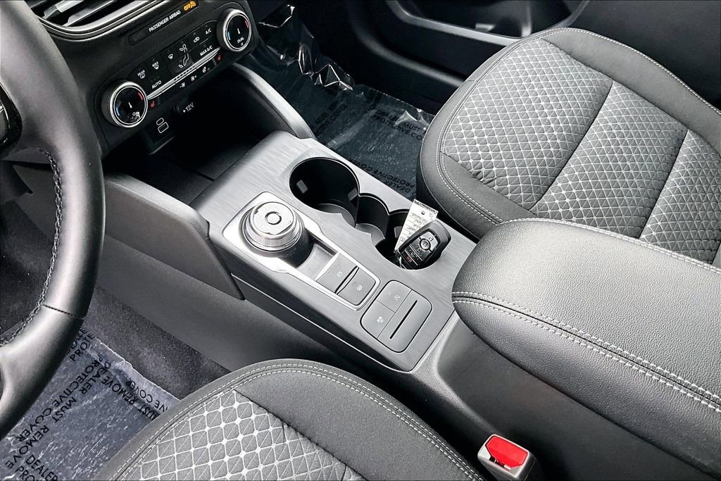 New 2026 Ford Escape Active w/ Cold Weather Package image 24