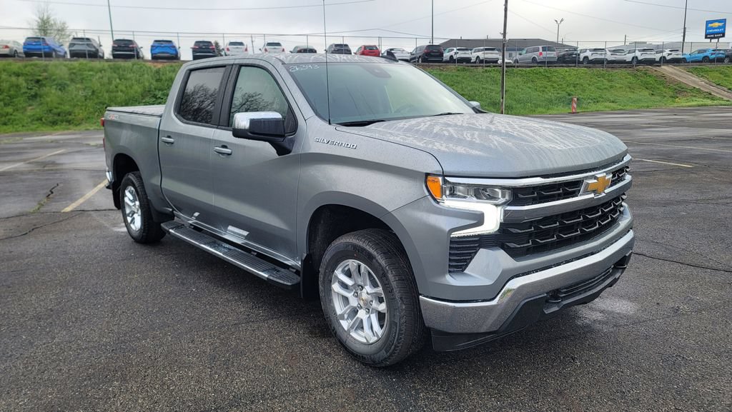 New 2026 Chevrolet Silverado 1500 LT w/ Convenience Package II AWD/4WD image 16