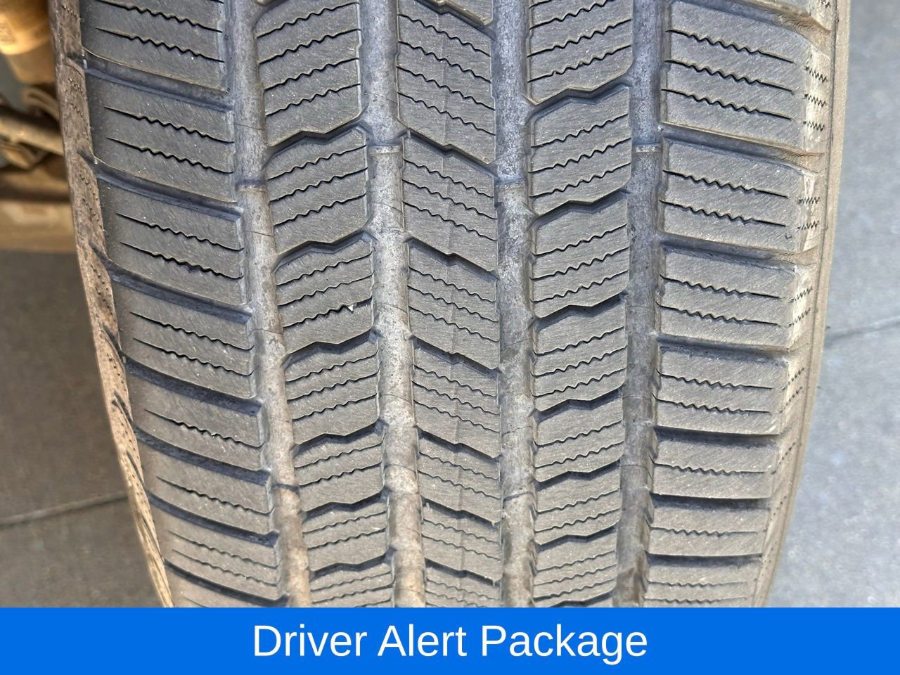 Used 2015 GMC Sierra 1500 Denali w/ Driver Alert Package image 3