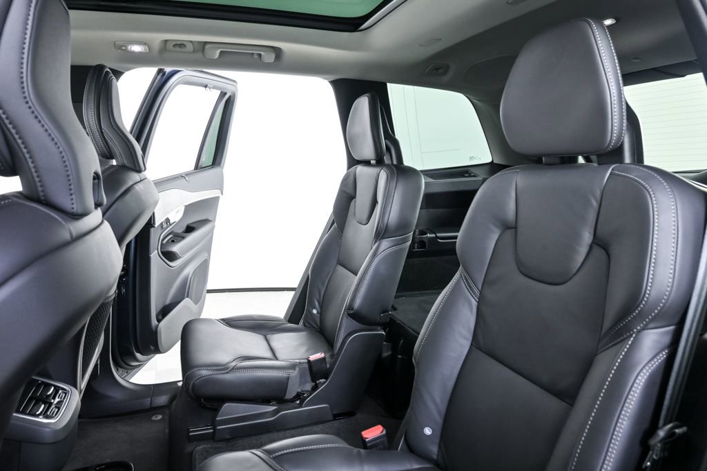 Used 2023 Volvo XC90 B6 Ultimate image 23