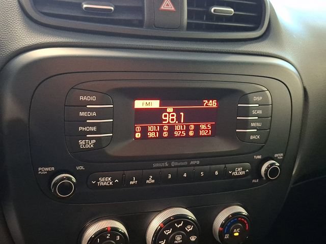 Used 2015 Kia Soul FWD image 18