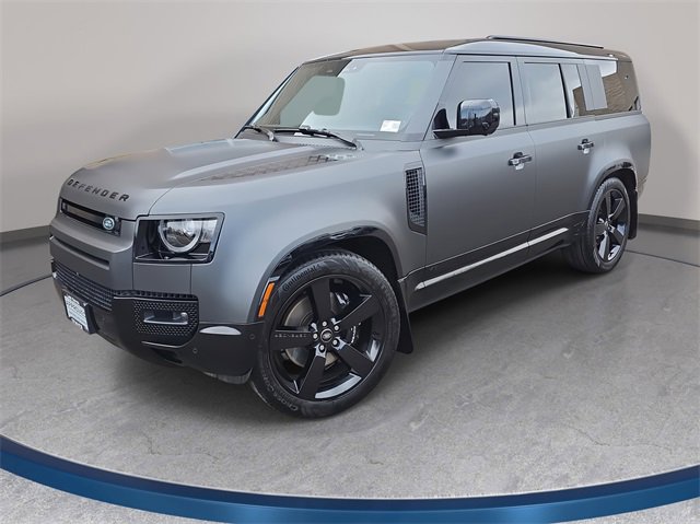 Used 2025 Land Rover Defender 130 V8 image 1