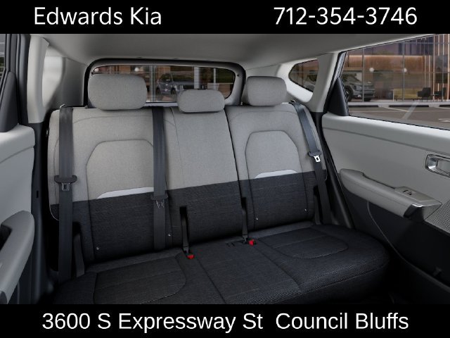 New 2027 Kia Seltos S FWD image 18