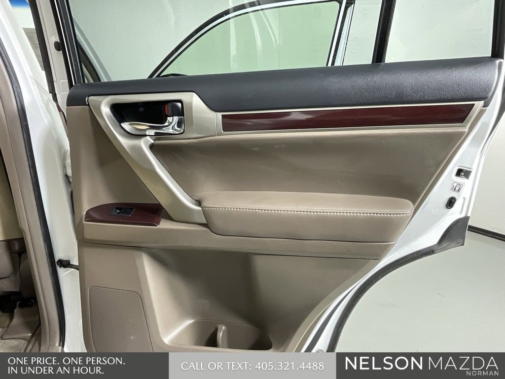 Used 2014 Lexus GX 460 image 18