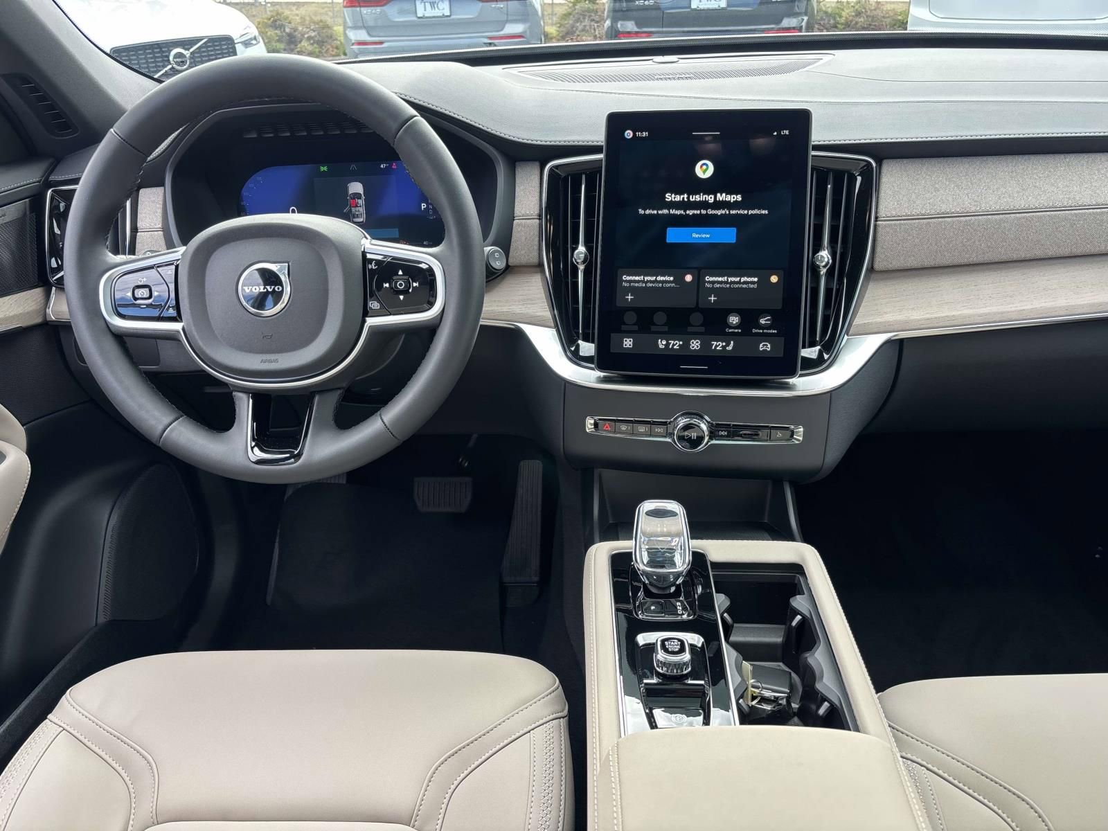 New 2026 Volvo XC90 B6 Plus w/ Protection Package Premier image 28