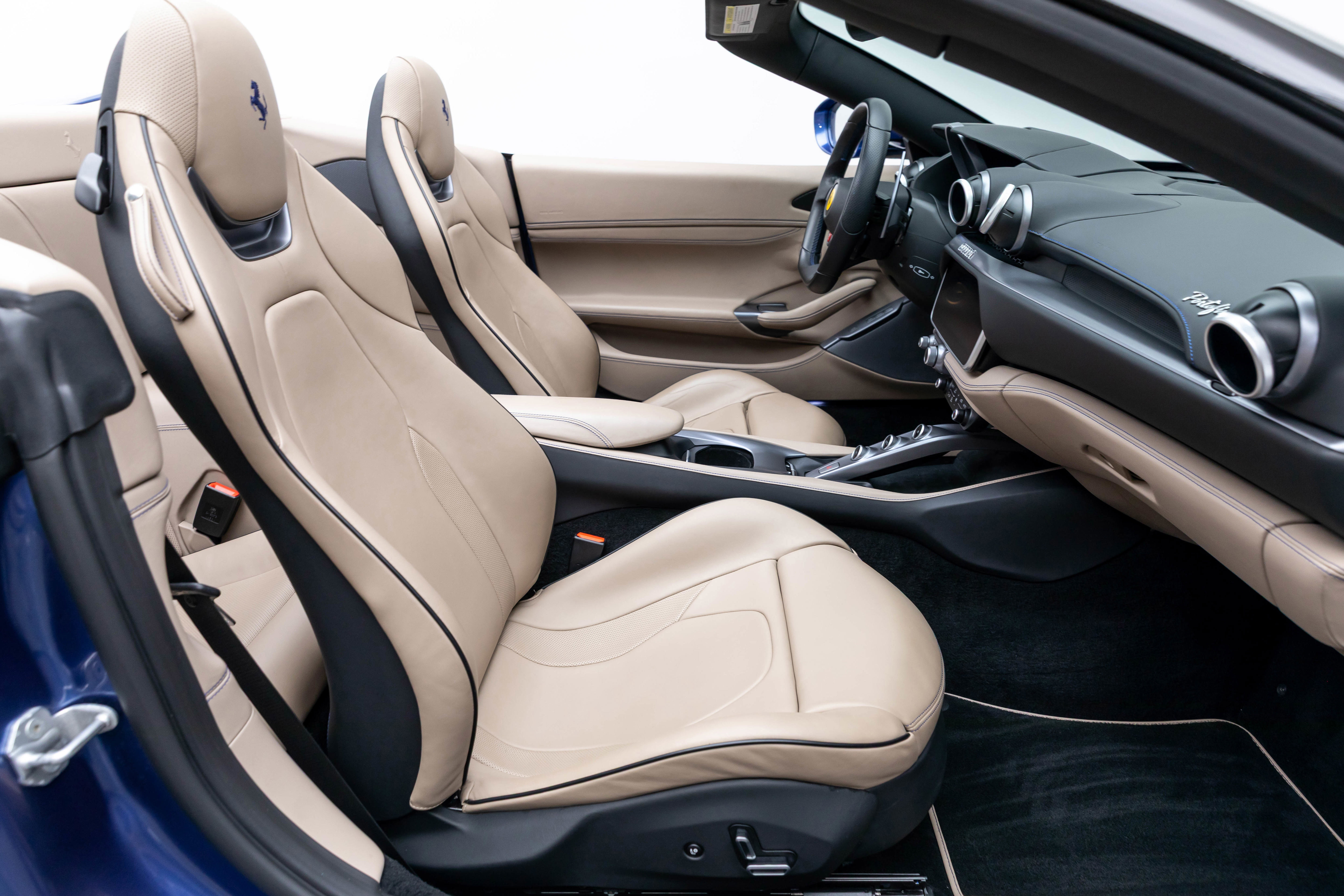 Certified 2019 Ferrari Portofino image 57