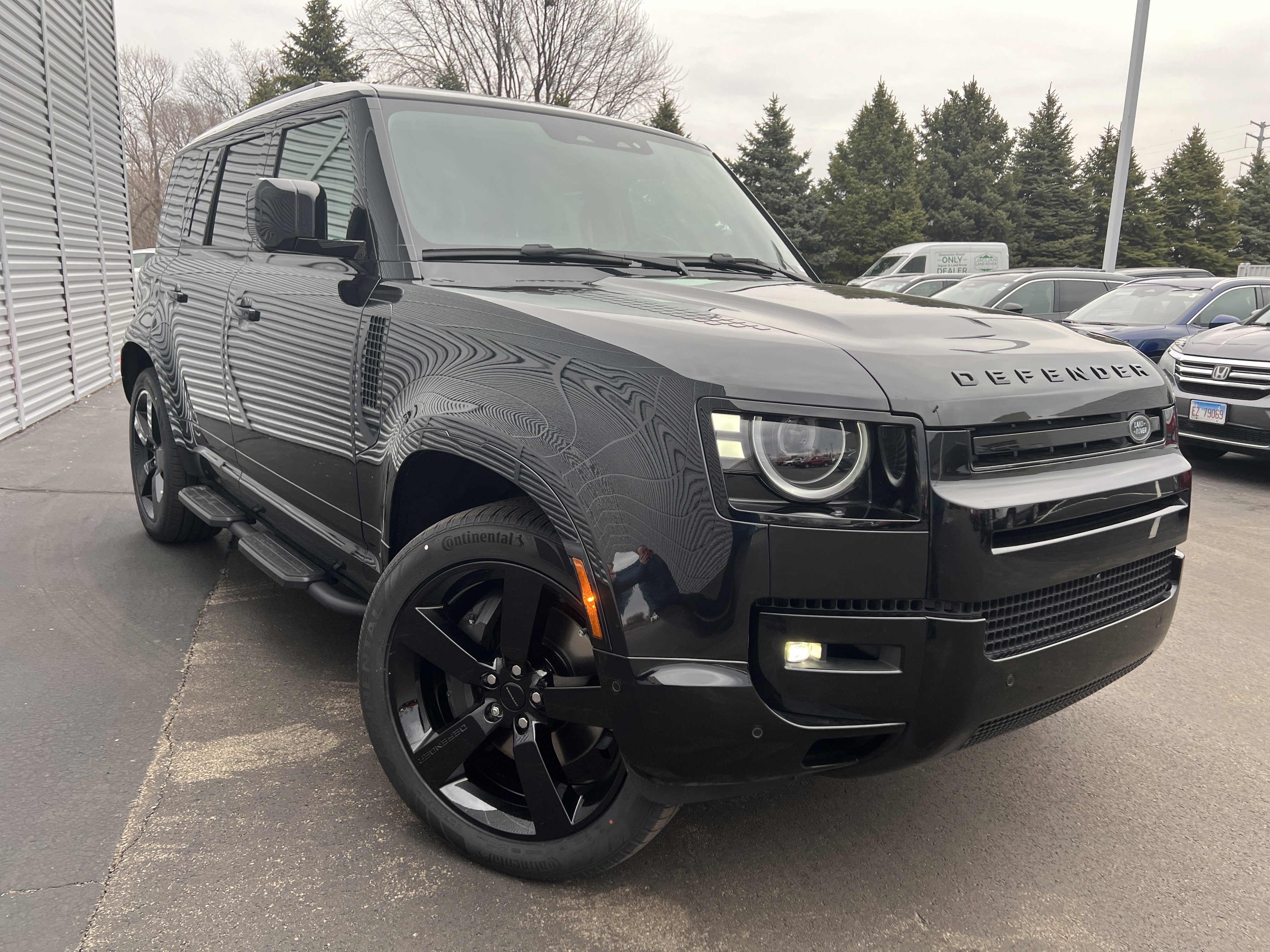 New 2026 Land Rover Defender 110 X-Dynamic SE AWD/4WD image 5