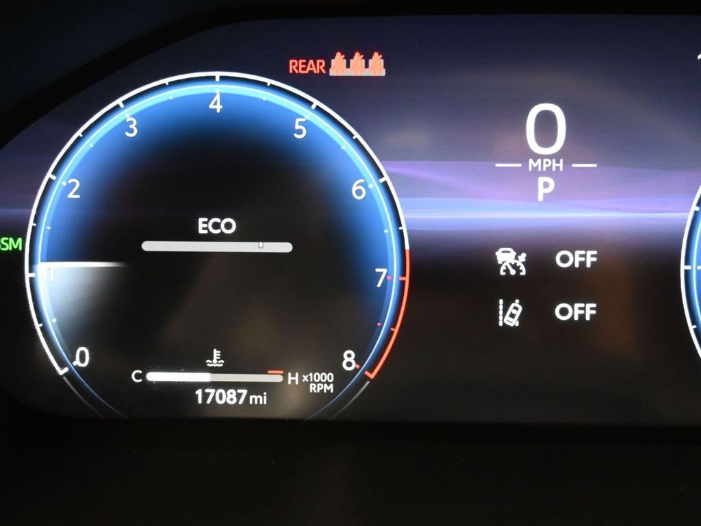 Used 2023 Toyota RAV4 Limited AWD/4WD image 16