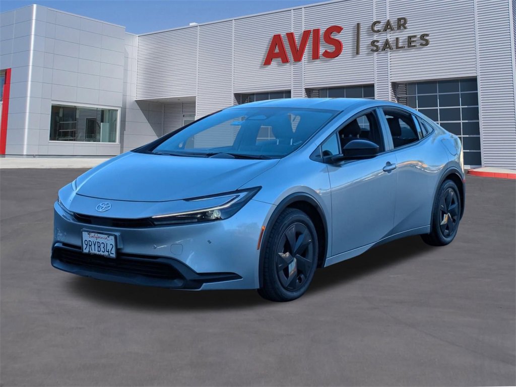 Used 2025 Toyota Prius LE