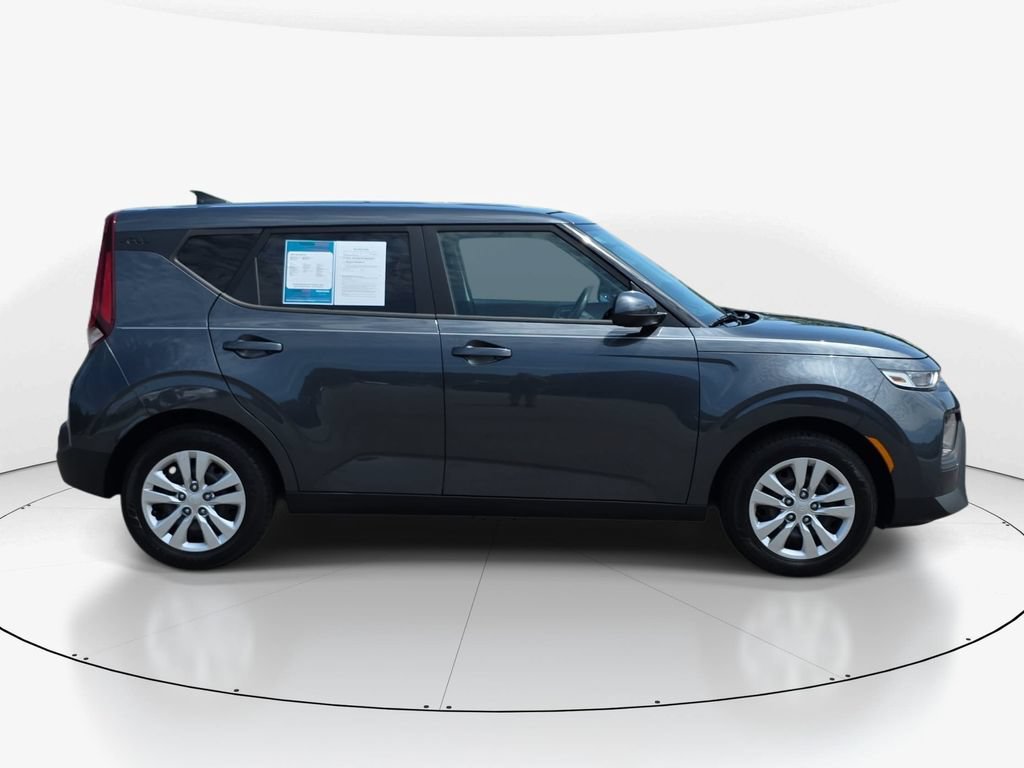 Used 2021 Kia Soul LX FWD image 5
