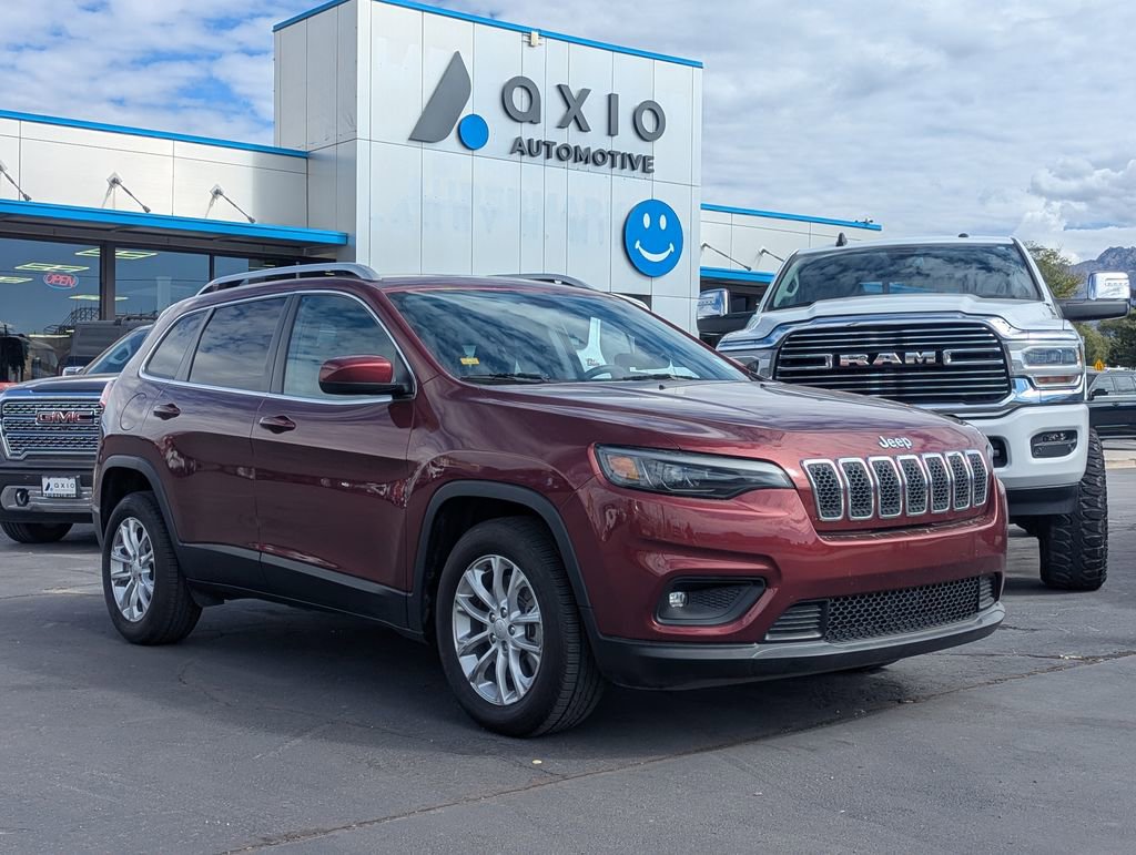 Used 2019 Jeep Cherokee Latitude w/ Popular Appearance Group