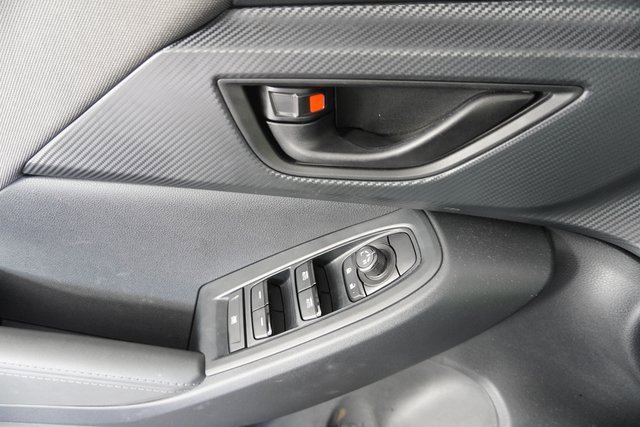 Used 2024 Subaru Crosstrek 2.0i Premium image 18