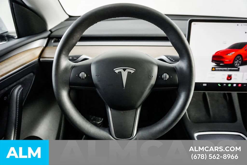Used 2025 Tesla Model Y Long Range AWD/4WD image 24