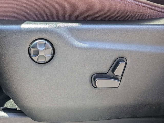 Used 2024 Dodge Durango GT AWD/4WD image 21
