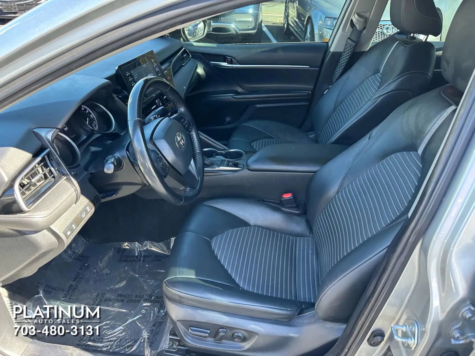 Used 2022 Toyota Camry SE image 15