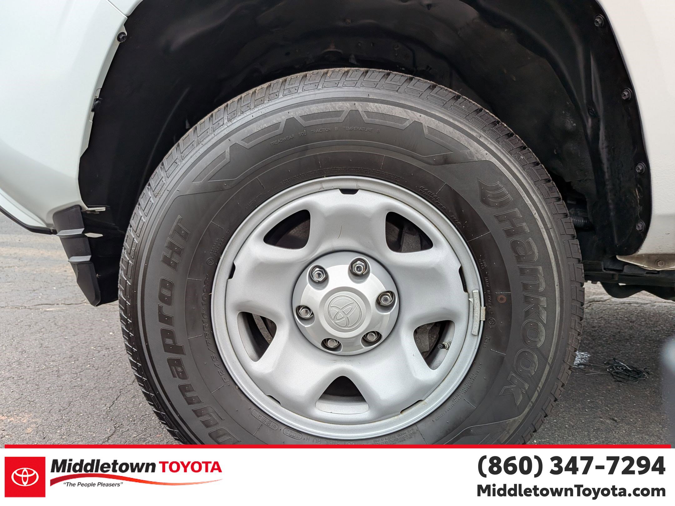 Certified 2023 Toyota Tacoma SR image 9