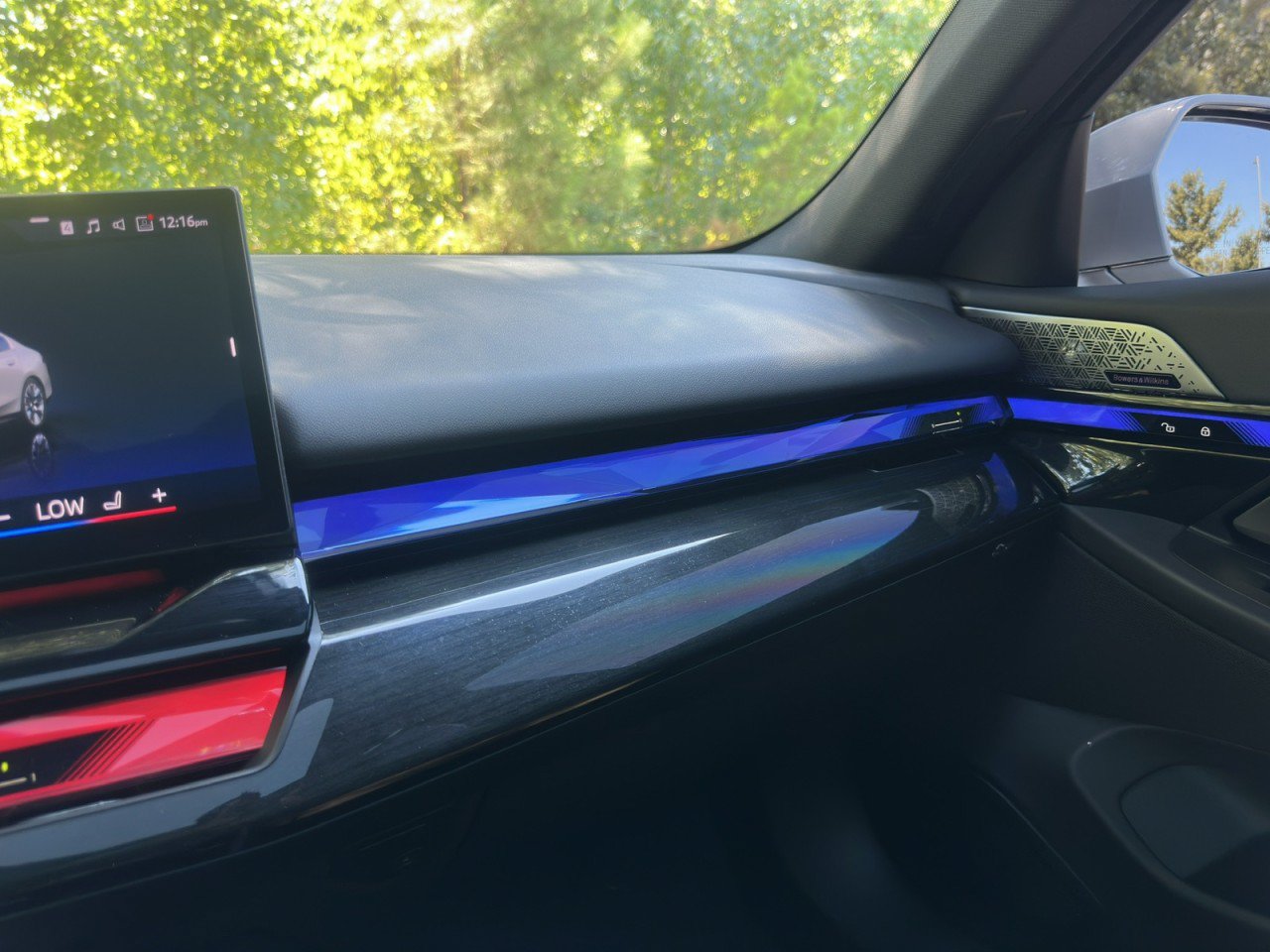 Used 2024 BMW i5 eDrive40i w/ M Sport Package RWD image 15