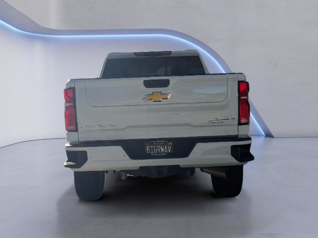 Used 2026 Chevrolet Silverado 3500 High Country w/ High Country Premium Package AWD/4WD image 4
