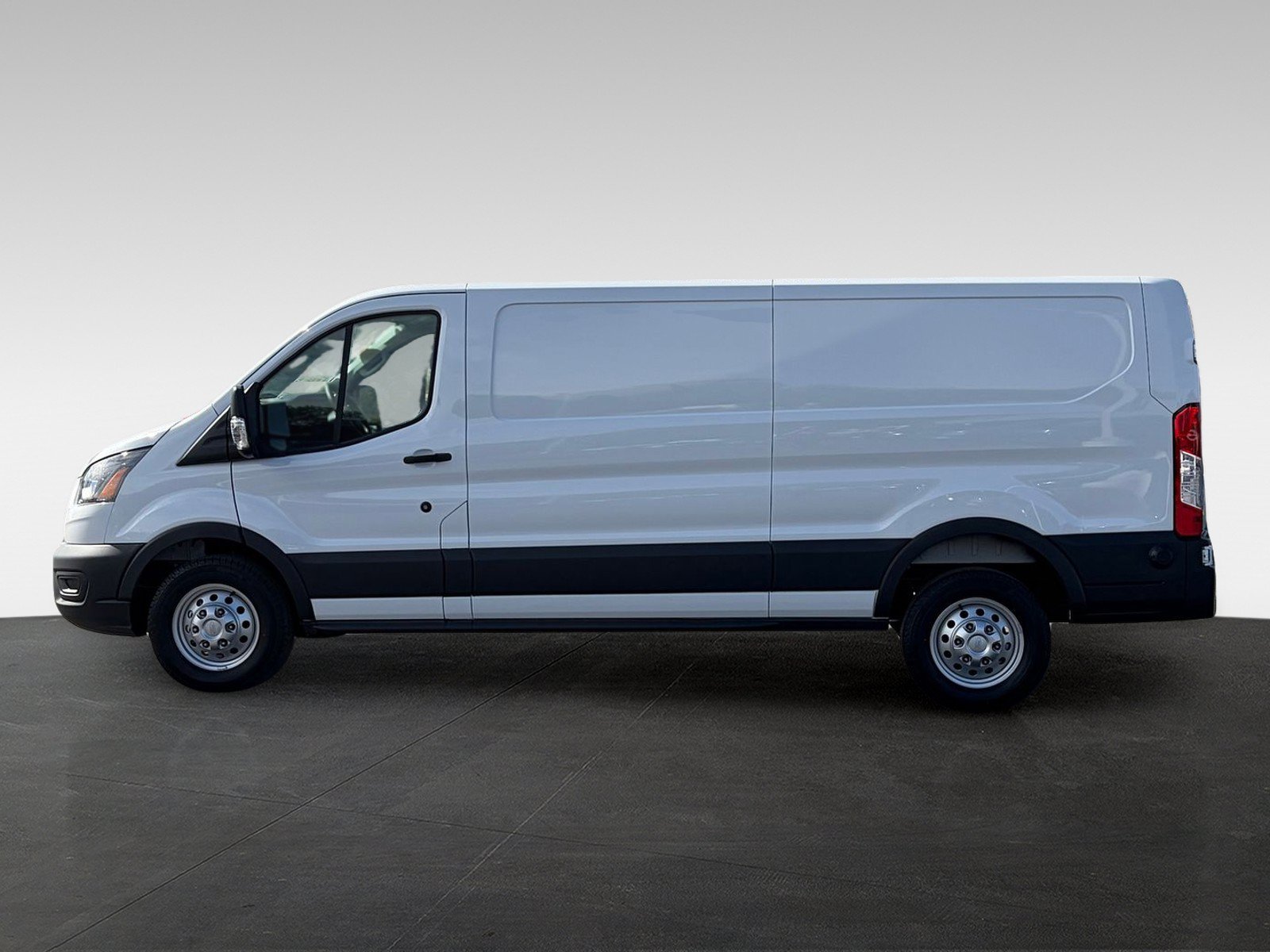 Used 2025 Ford Transit 150 Low Roof AWD image 8
